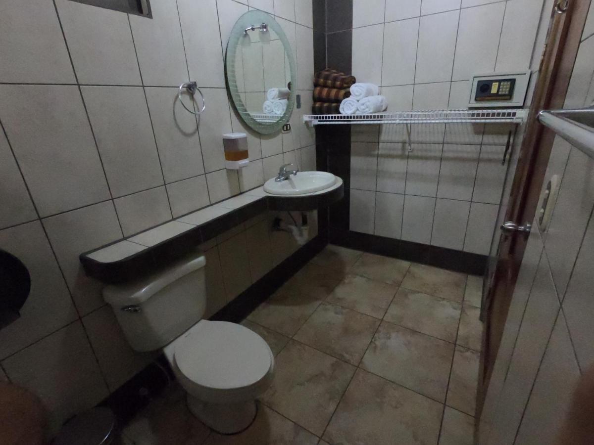 Cabinas Sueno Real San Rafael De Guatuso Exterior foto