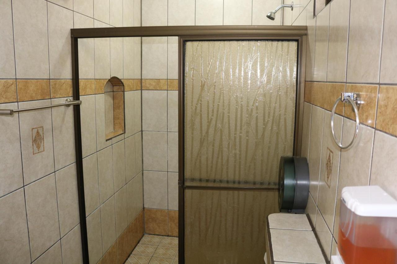 Cabinas Sueno Real San Rafael De Guatuso Exterior foto